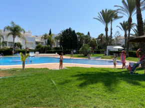Bonito apto. Playa y piscina. Vera Playa